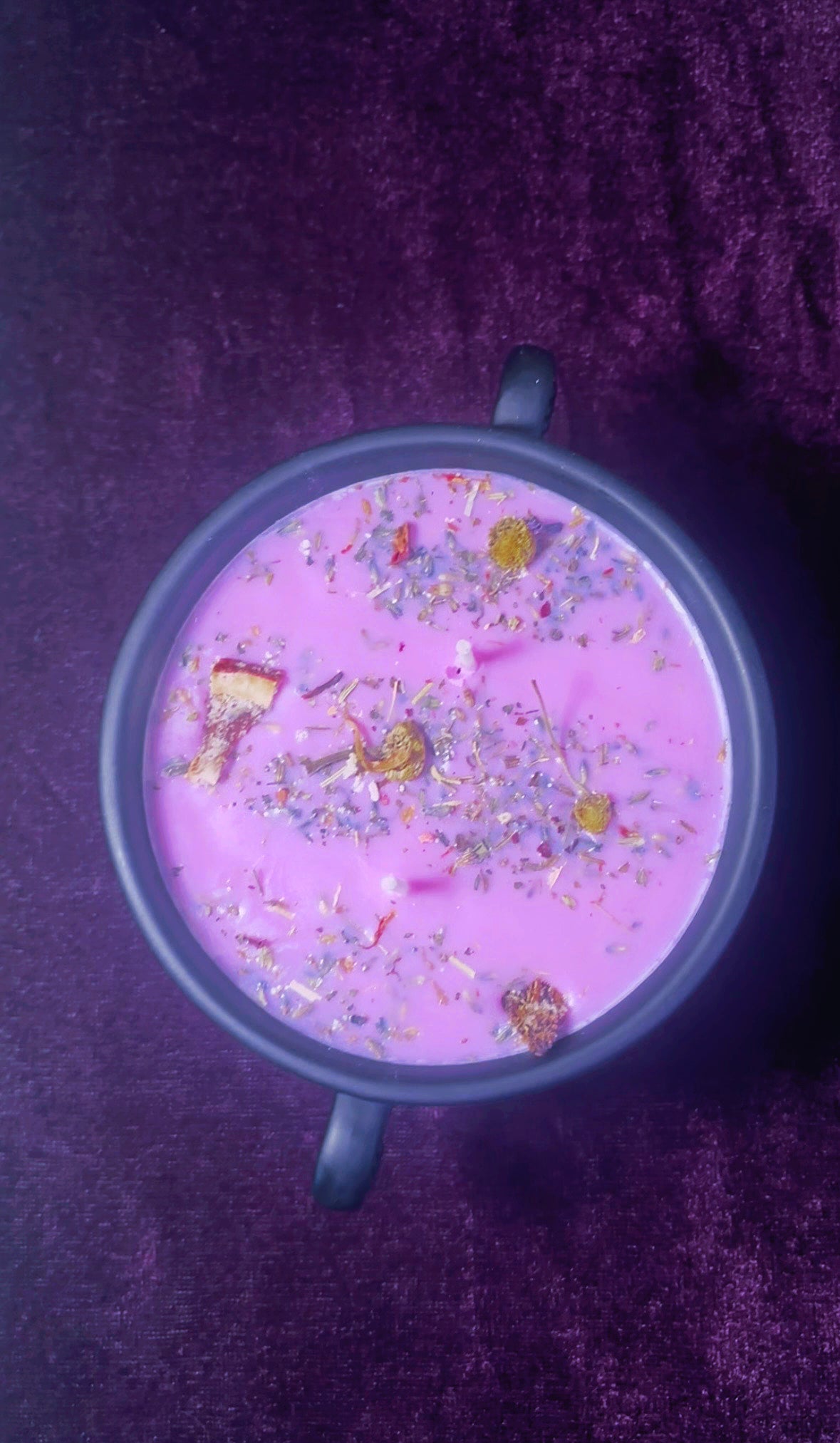 'The Mage's Cauldron' - Manifestation Spell Candle