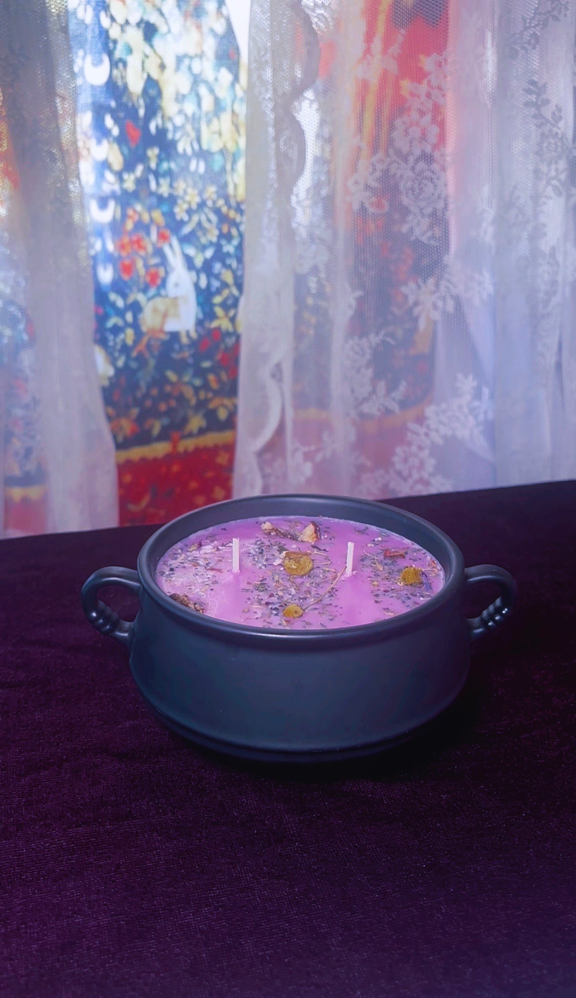 'The Mage's Cauldron' - Manifestation Spell Candle