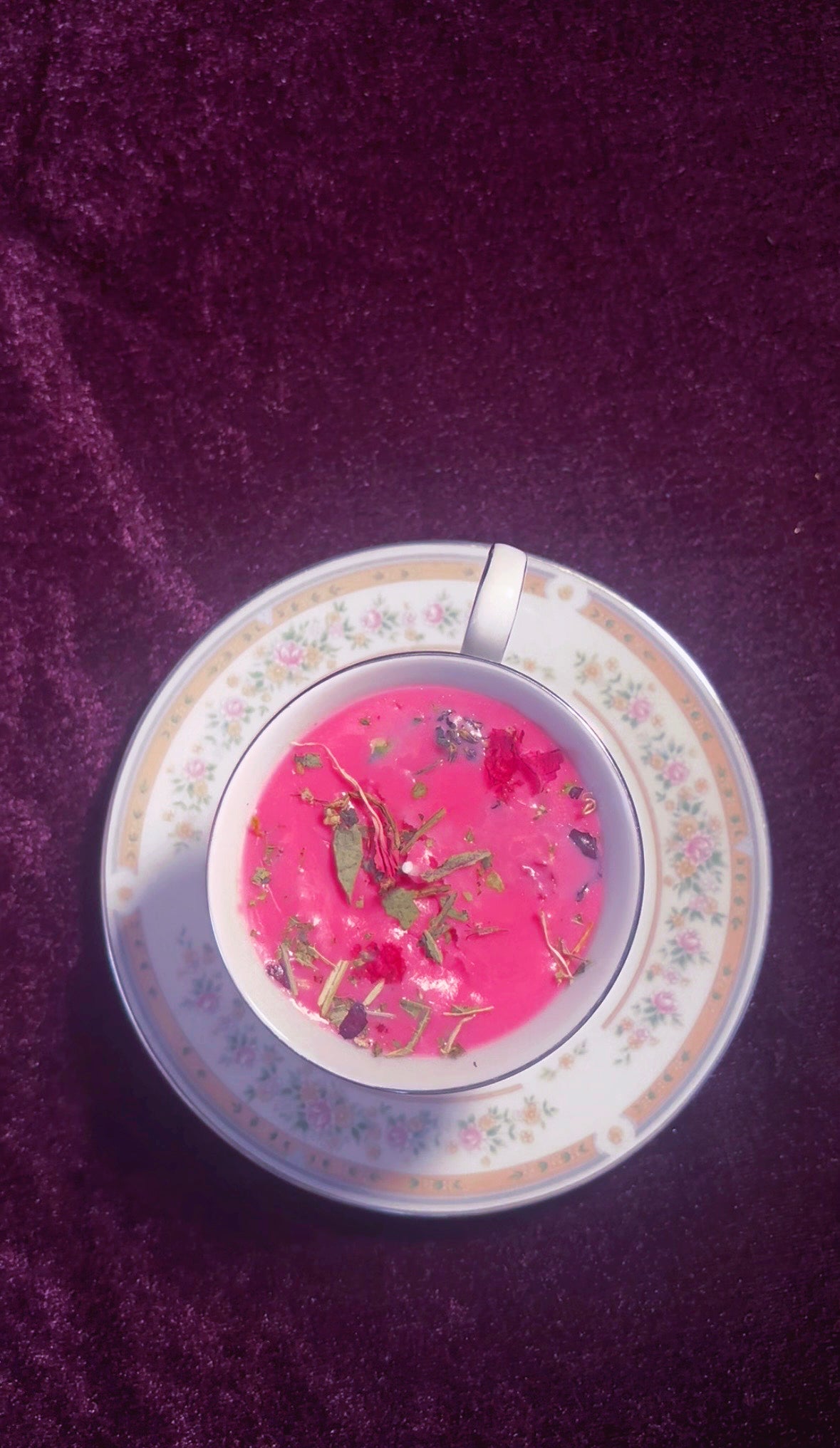 'Enchanted Beauty' Spell Candle - Antique Tea Cup Set