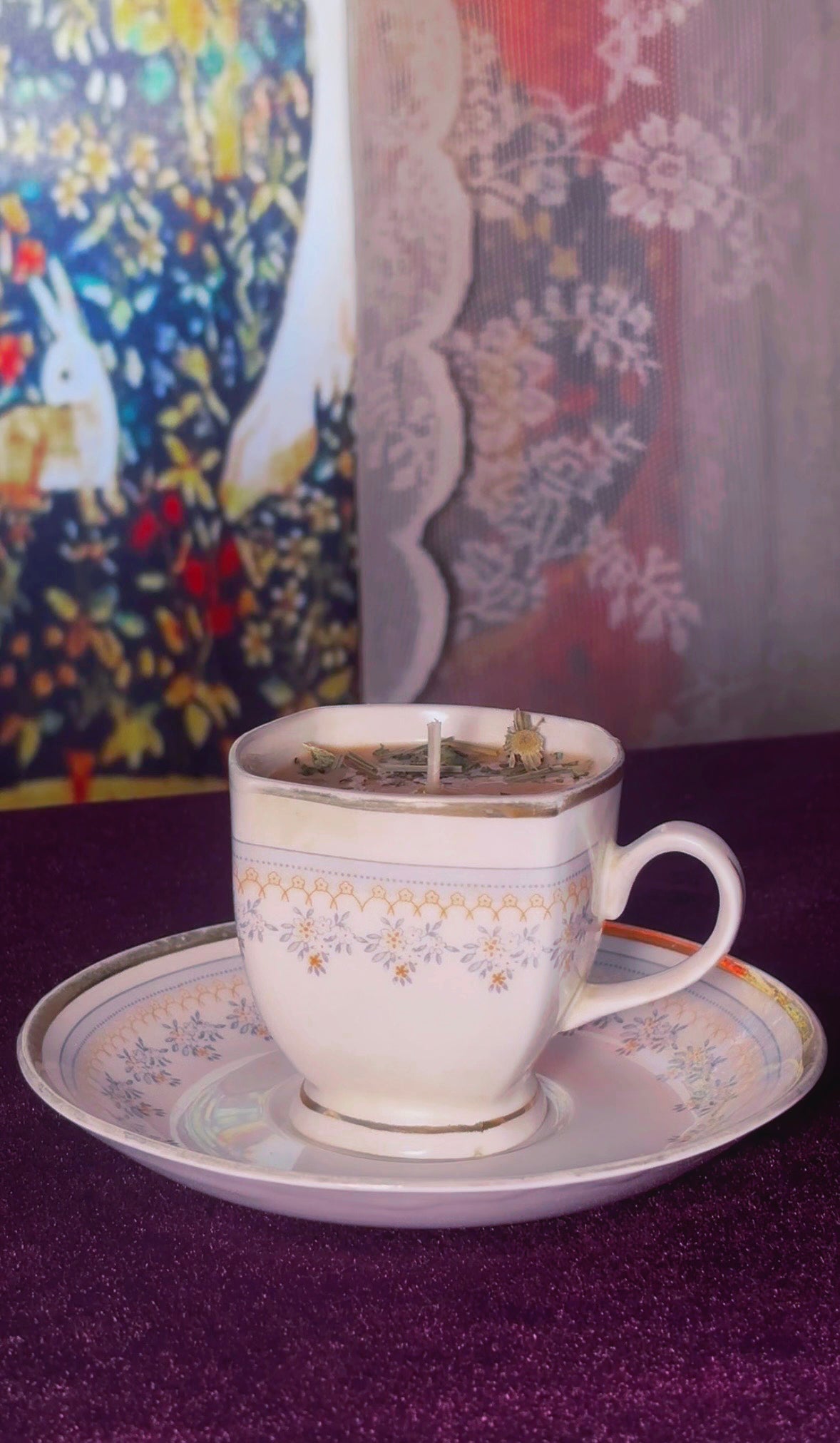 'Golden Aura' Spell Candle - Antique Tea Set
