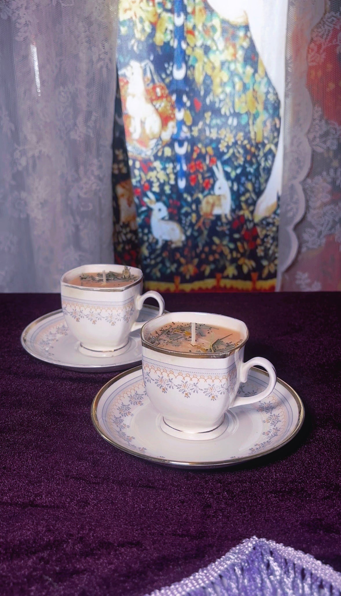 'Golden Aura' Spell Candle - Antique Tea Set